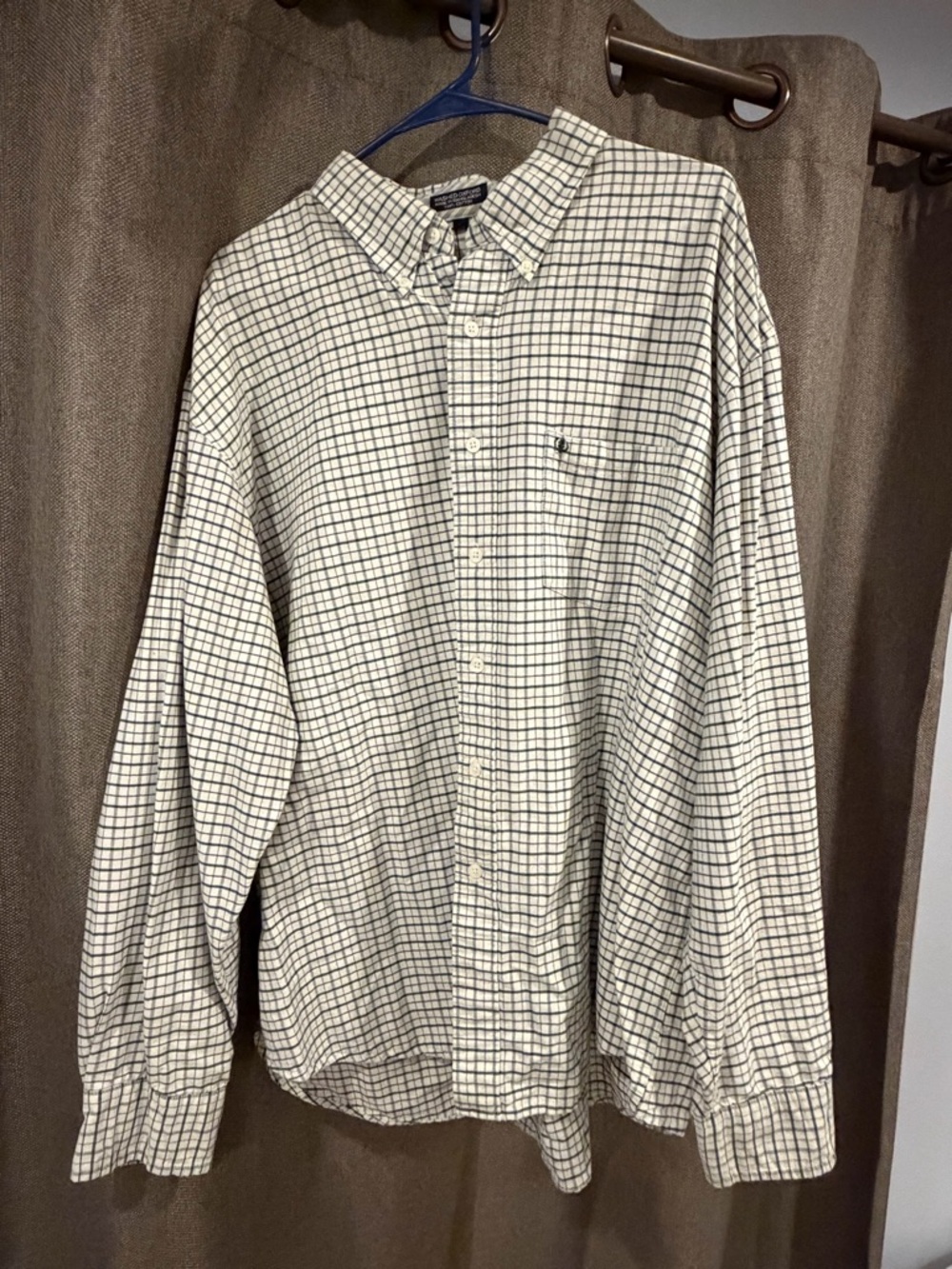 Men's Classic White, Green, and Black Check Button-Down Shirt